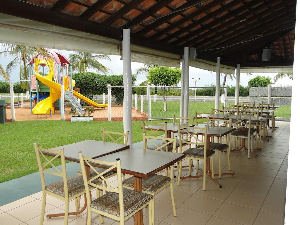Hotel Pousada Vale do Sol em Pompéia Exterior foto